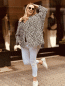 Preview: HERZALLERLIEBST - Oversize Musselin-Bluse im Leo-Style "LEONIE" kann von Größe 36-44 getragen werden, Weiß-Schwarz