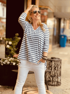 Oversize Langarm-Shirt gestreift "Bea" kann in Größe 36-46 getragen werden, Weiß-Blau