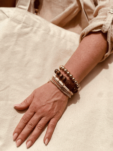 Cooles Armband aus Holzperlen mit tollem Anhänger "BUDDHA" Brauntöne