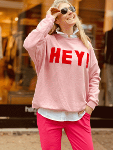 HERZALLERLIEBST - Pullover "HEY!" kann von Größe 34-42 getragen werden, Pink-Rot