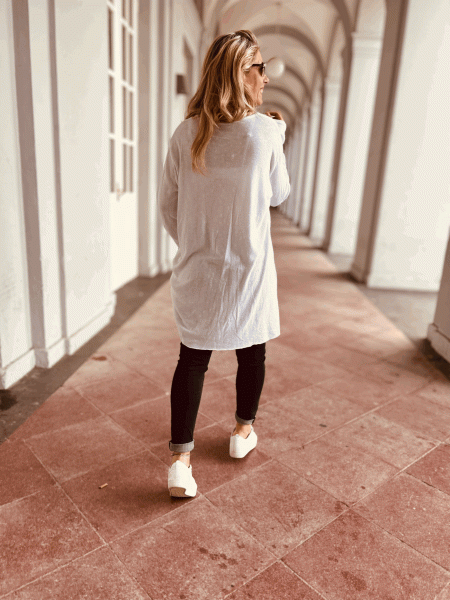 Oversize Longshirt "SUSI" kann von Größe 36-44 getragen werden, Weiß