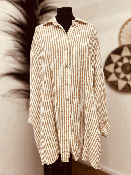 Gestreifte Oversize Musselin-Bluse "HANNI" kann von Größe 36-44 getragen werden, Weiß-Beige
